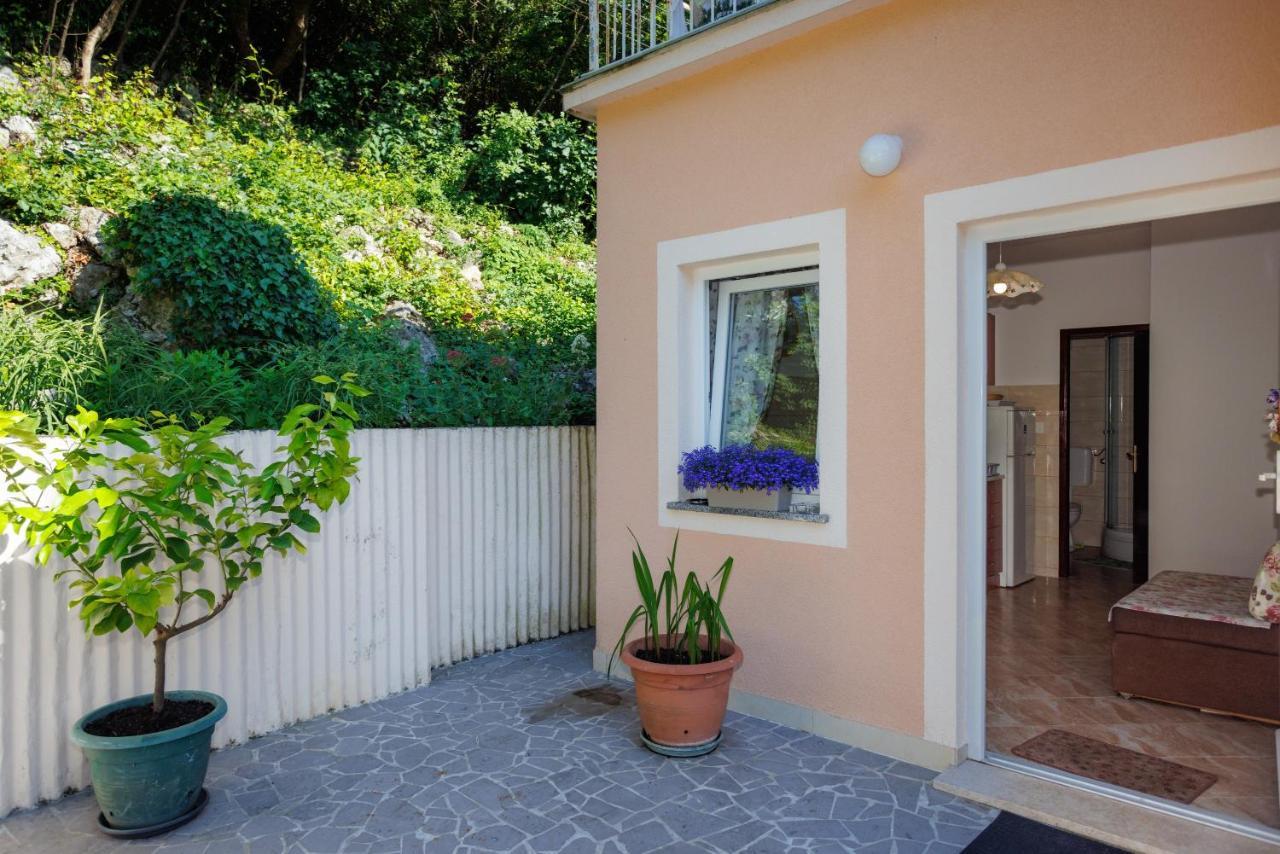 Apartment Studio Close To Sea Krk Town Zewnętrze zdjęcie